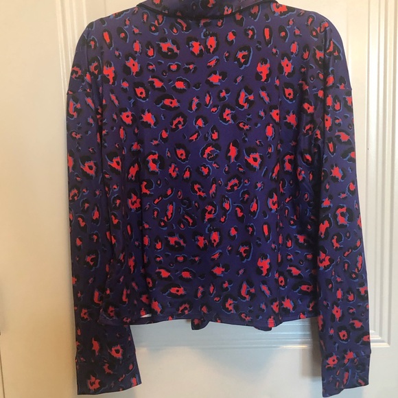 Terez Electric Cheetah Tie-Front Button Down Top - Picture 14 of 16